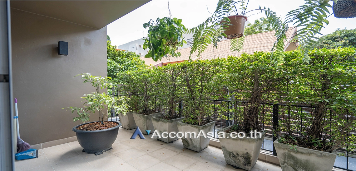 11  3 br Apartment for rent and sale in Ploenchit ,Bangkok BTS Ploenchit at Set in Peaceful Location AA11753