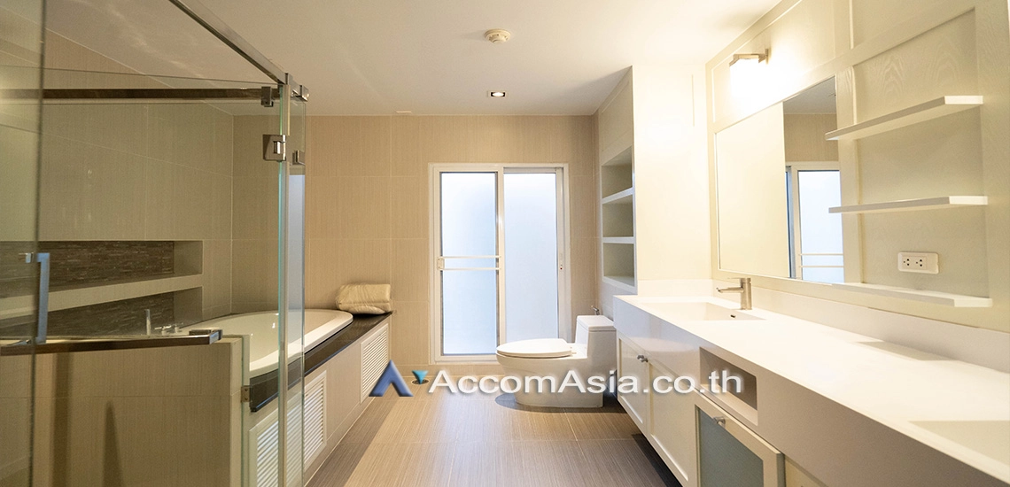 14  3 br Apartment for rent and sale in Ploenchit ,Bangkok BTS Ploenchit at Set in Peaceful Location AA11753