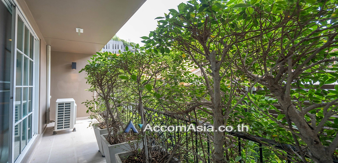 8  3 br Apartment for rent and sale in Ploenchit ,Bangkok BTS Ploenchit at Set in Peaceful Location AA11753