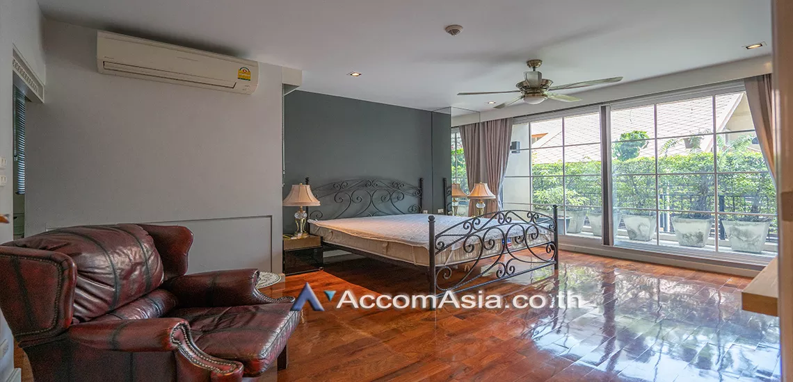 10  3 br Apartment For Rent in Ploenchit ,Bangkok BTS Ploenchit at Set in Peaceful Location AA11753