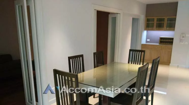  1  3 br Apartment For Rent in Ploenchit ,Bangkok BTS Ploenchit at Set  in Peaceful location AA11754