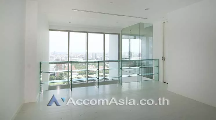 6  2 br Condominium For Sale in Ploenchit ,Bangkok BTS Ratchadamri at 185 Rajadamri AA11763