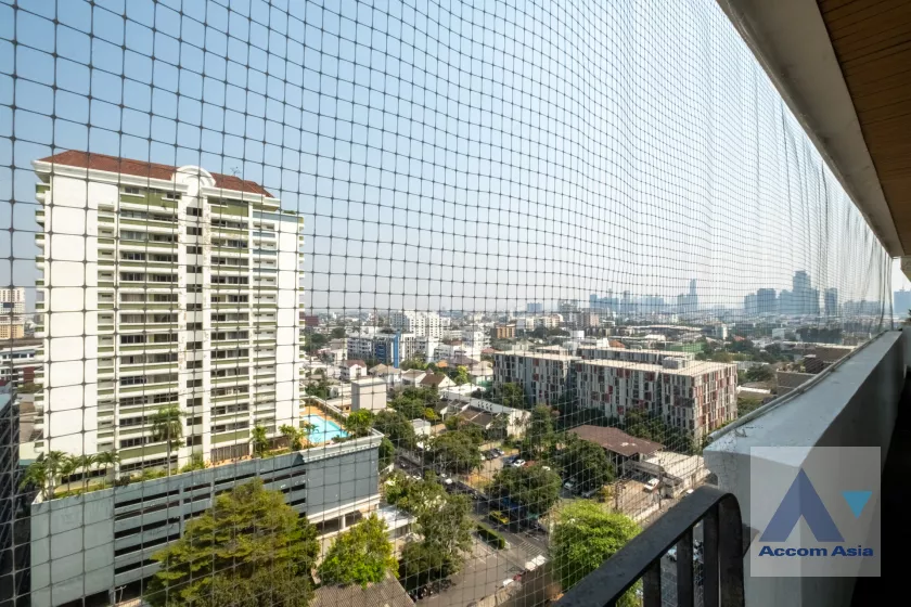 14  3 br Condominium For Sale in Sukhumvit ,Bangkok BTS Ekkamai at Casa Viva AA11768