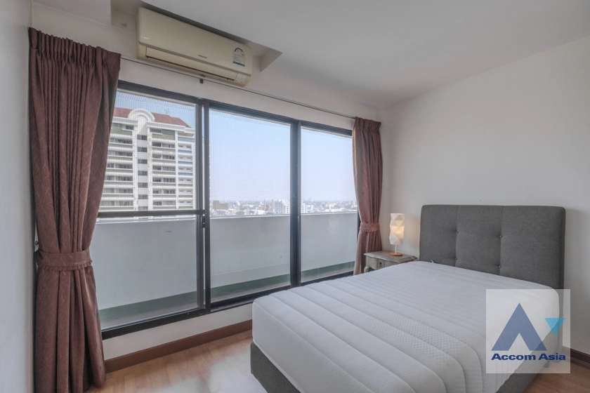 9  3 br Condominium for rent and sale in Sukhumvit ,Bangkok BTS Ekkamai at Casa Viva AA11768