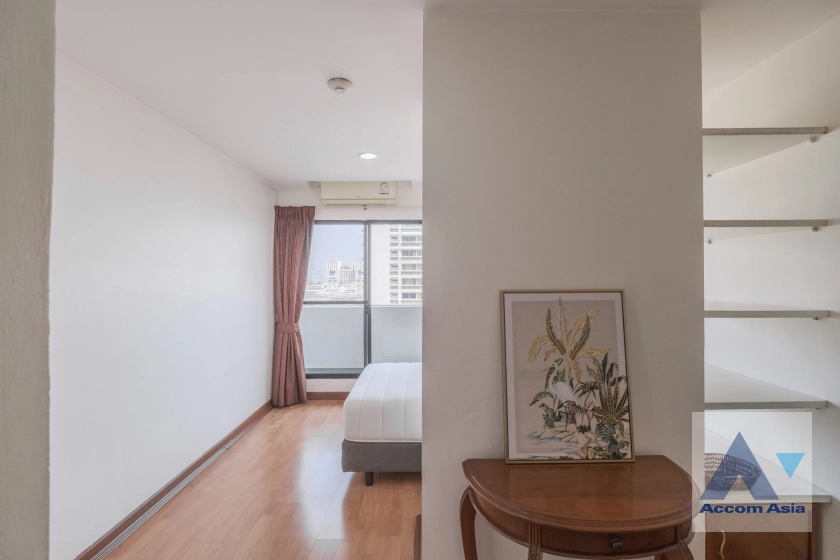 7  3 br Condominium for rent and sale in Sukhumvit ,Bangkok BTS Ekkamai at Casa Viva AA11768