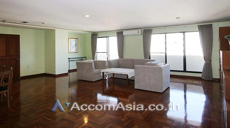 unitPet friendly |  3 Bedrooms  Condominium For Rent & Sale in Sukhumvit, Bangkok  near BTS Ekkamai (AA11769)