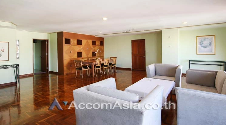 unitPet friendly |  3 Bedrooms  Condominium For Rent & Sale in Sukhumvit, Bangkok  near BTS Ekkamai (AA11769)