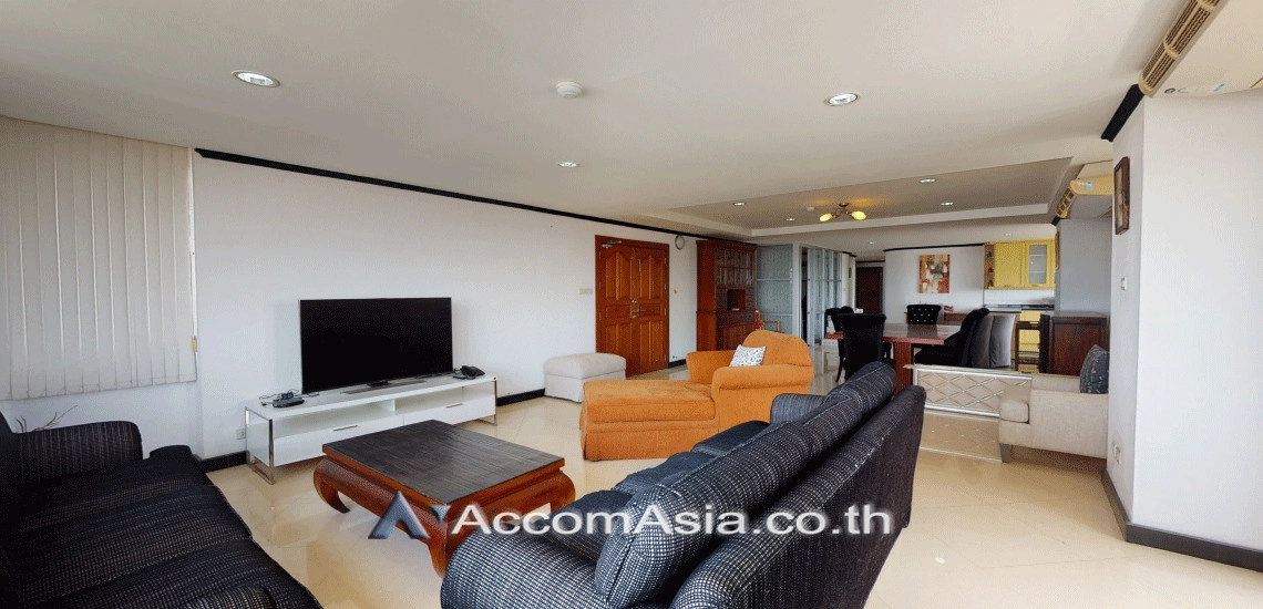  1  3 br Condominium For Sale in Sukhumvit ,Bangkok BTS Ekkamai at Casa Viva AA11770