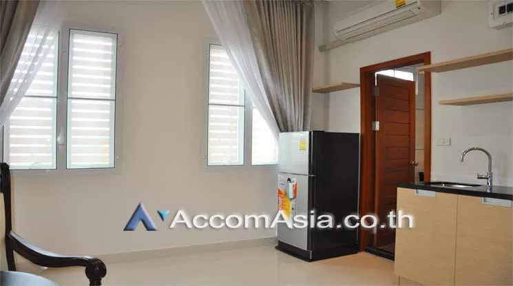 5  1 br Apartment For Rent in Sukhumvit ,Bangkok BTS Thong Lo at Low rise Building AA11775