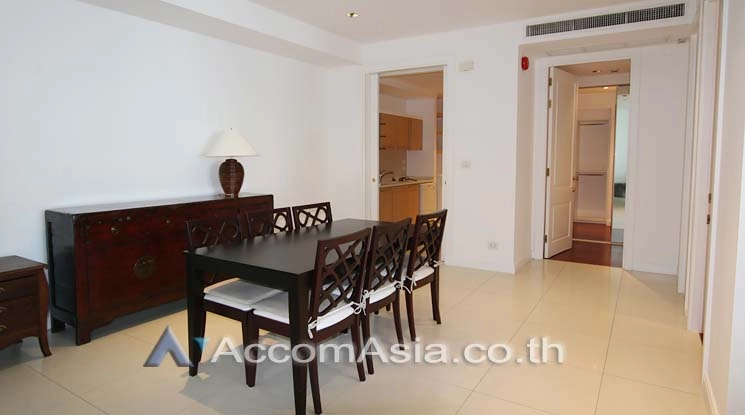 unit 2 Bedrooms  Condominium For Rent in Ploenchit, Bangkok  near BTS Ploenchit (AA11800)