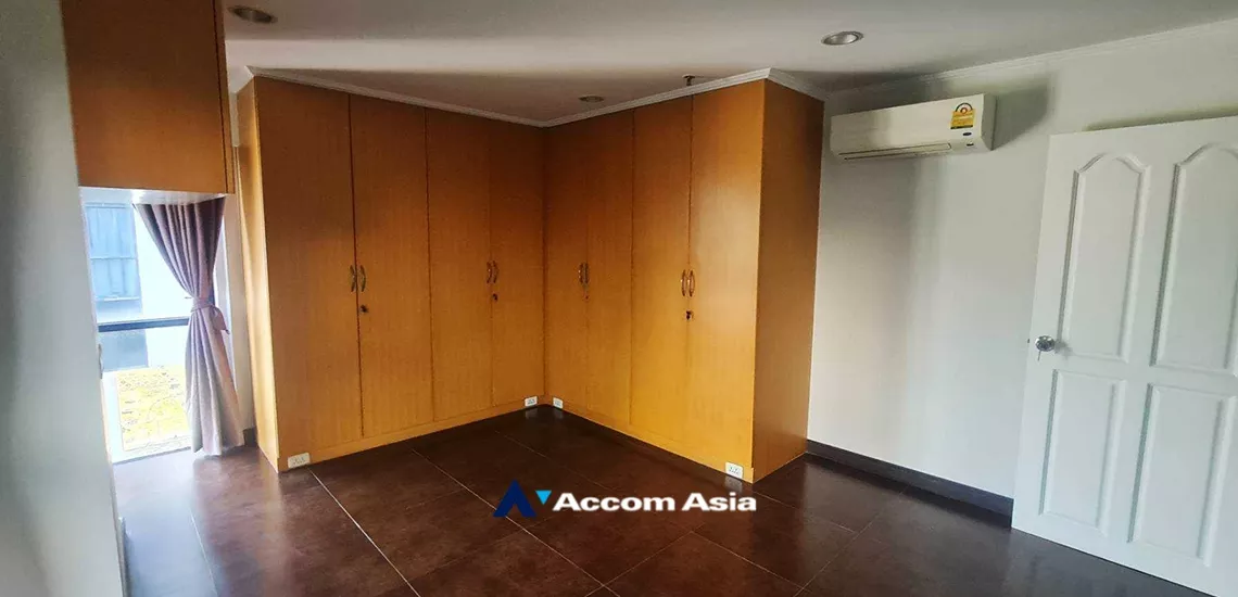 8  3 br Condominium for rent and sale in Sukhumvit ,Bangkok MRT Phetchaburi at Kiarti Thanee City Mansion AA11801