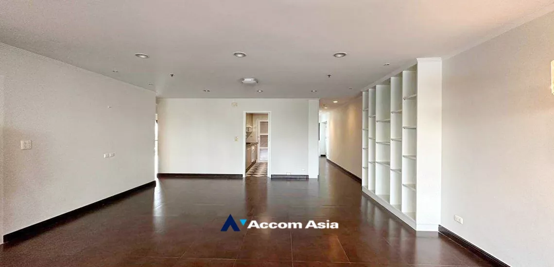 1  3 br Condominium For Rent in Sukhumvit ,Bangkok MRT Phetchaburi at Kiarti Thanee City Mansion AA11801