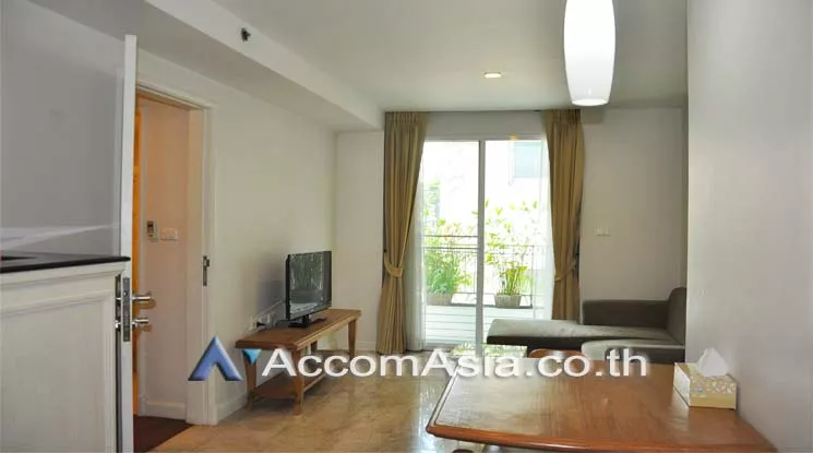 Pet friendly |  Exclusive Apartment Apartment  1 Bedroom for Rent BTS Saint Louis in Sathorn Bangkok