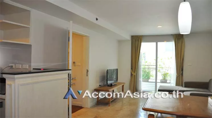 Pet friendly |  1 Bedroom  Apartment For Rent in Sathorn, Bangkok  near BTS Saint Louis (AA11830)
