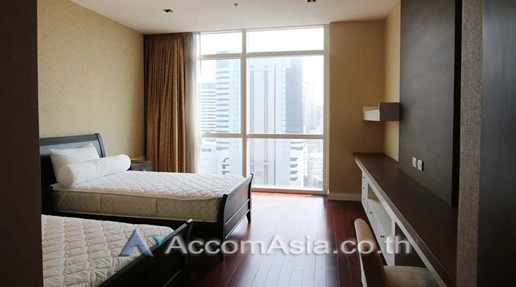 5  3 br Condominium For Rent in Ploenchit ,Bangkok BTS Ploenchit at Athenee Residence AA11852