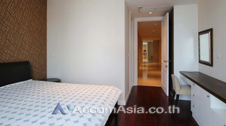10  3 br Condominium For Rent in Ploenchit ,Bangkok BTS Ploenchit at Athenee Residence AA11852