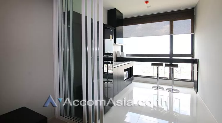  1 Bedroom  Condominium For Rent in Sukhumvit, Bangkok  near BTS Phra khanong (AA11857)