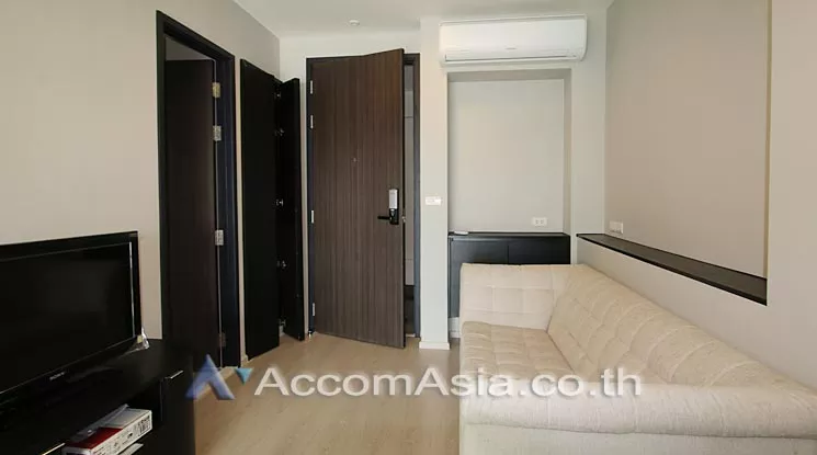 unit 1 Bedroom  Condominium For Rent in Sukhumvit, Bangkok  near BTS Phra khanong (AA11858)