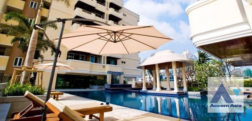 Pet friendly |  Fully Furnished Suites Apartment  2 Bedroom for Rent BTS Phrom Phong in Sukhumvit Bangkok