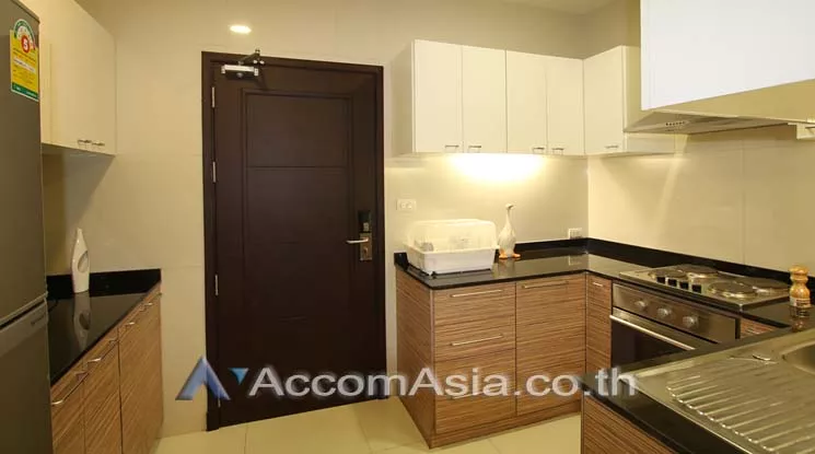 5  2 br Apartment For Rent in Sukhumvit ,Bangkok BTS Phrom Phong at Fully Furnished Suites AA11874