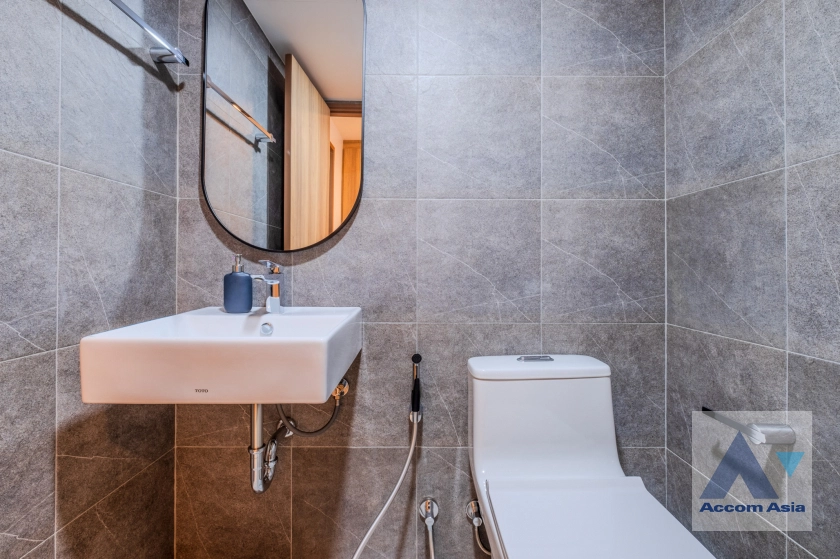 36  3 br Condominium for rent and sale in Ploenchit ,Bangkok BTS Chitlom at Somkid Gardens AA11917