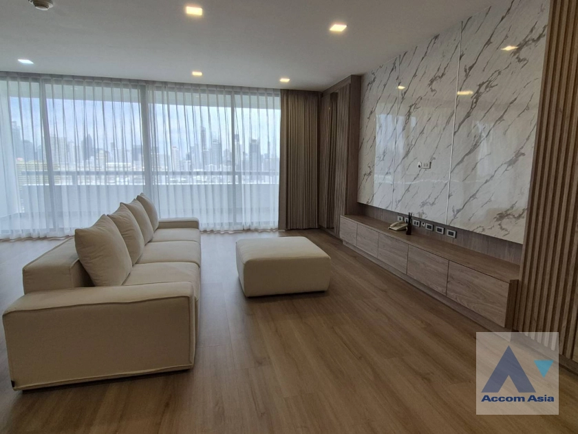 Condominium For Rent & Sale in Ploenchit, Bangkok Code AA11917