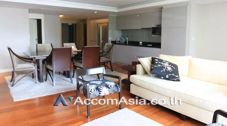 unit 3 Bedrooms  Condominium For Rent in Sukhumvit, Bangkok  near BTS Thong Lo (AA11938)