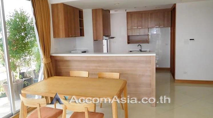unit 2 Bedrooms  Condominium For Rent in Charoen Nakhon, Bangkok  near BTS Krung Thon Buri (AA11972)