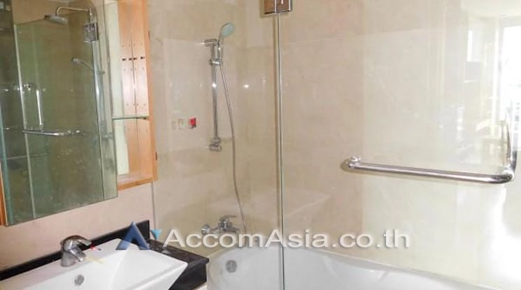 6  2 br Condominium For Rent in Charoen Nakhon ,Bangkok BTS Krung Thon Buri at Supalai River Place AA11972