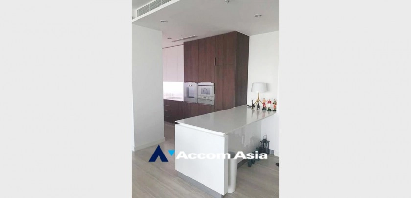 9  2 br Condominium For Rent in Ploenchit ,Bangkok BTS Ratchadamri - MRT Silom at 185 Rajadamri AA11973