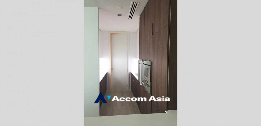 5  2 br Condominium For Rent in Ploenchit ,Bangkok BTS Ratchadamri - MRT Silom at 185 Rajadamri AA11973