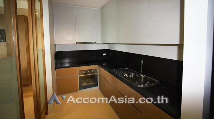 unit 3 Bedrooms  Apartment For Rent in Sukhumvit, Bangkok  near BTS Thong Lo (AA12008)