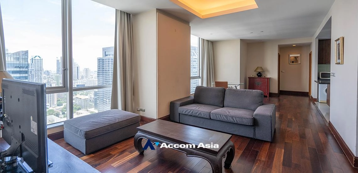 unit 2 Bedrooms  Condominium For Rent in Sathorn, Bangkok  near BTS Chong Nonsi (AA12046)