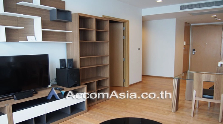 unit 2 Bedrooms  Condominium For Rent in Sukhumvit, Bangkok  near BTS Nana (AA12087)