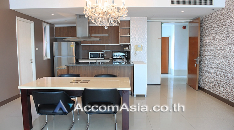 Pet friendly |  3 Bedrooms  Condominium For Rent in Sukhumvit, Bangkok  near BTS Ekkamai (AA12118)