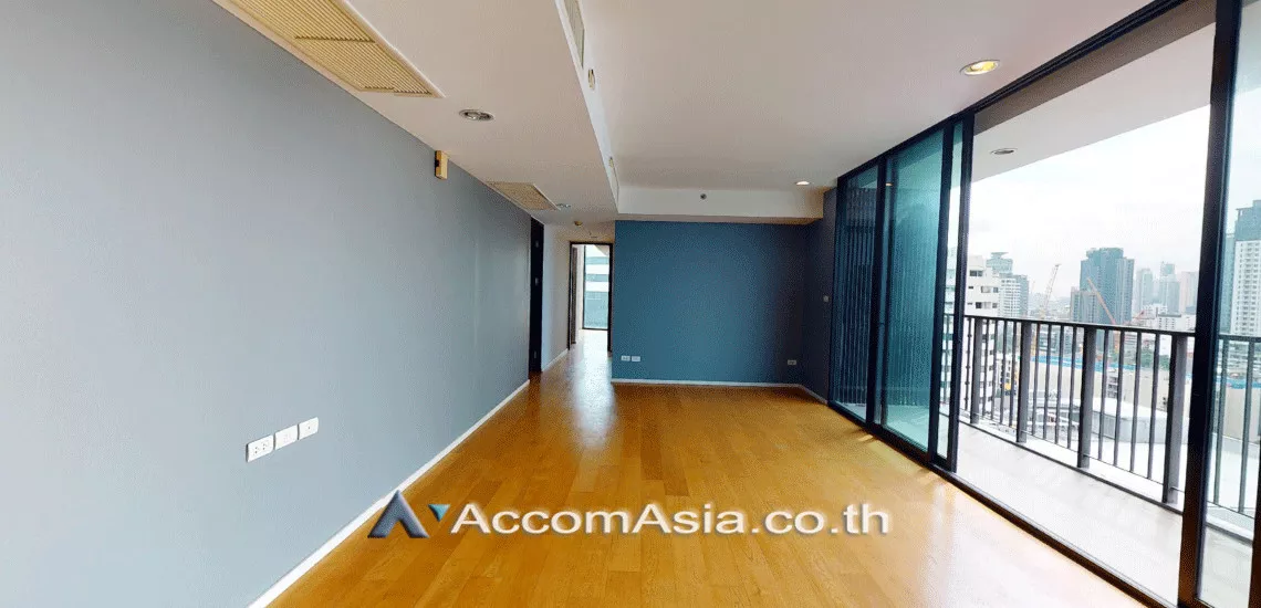 The Alcove Thonglor Condominium  3 Bedroom for Sale BTS Thong Lo in Sukhumvit Bangkok