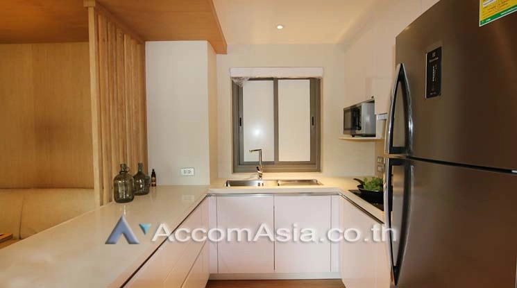 unit 2 Bedrooms  Apartment For Rent in Sukhumvit, Bangkok  near BTS Phrom Phong (AA12131)