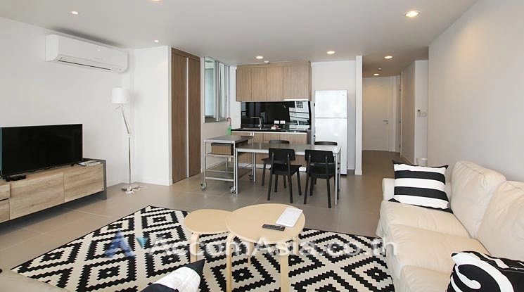 unit 2 Bedrooms  Apartment For Rent in Sukhumvit, Bangkok  near BTS Phrom Phong (AA12134)