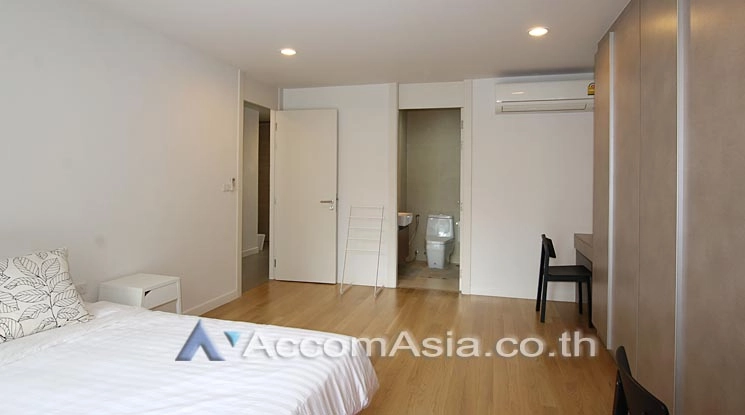 unit 2 Bedrooms  Apartment For Rent in Sukhumvit, Bangkok  near BTS Phrom Phong (AA12134)