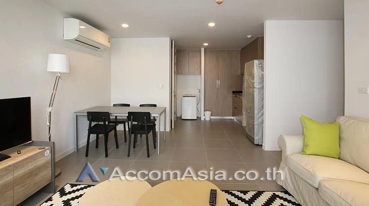 unit 2 Bedrooms  Apartment For Rent in Sukhumvit, Bangkok  near BTS Phrom Phong (AA12136)