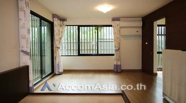 4  2 br House For Rent in sukhumvit ,Bangkok BTS Phrom Phong AA12167