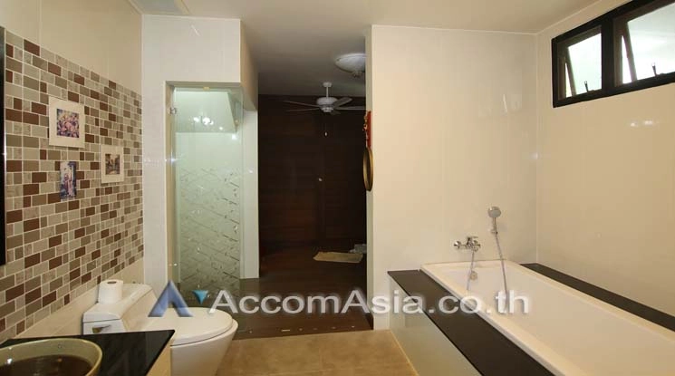 7  2 br House for rent and sale in Sukhumvit ,Bangkok BTS Phrom Phong AA12167