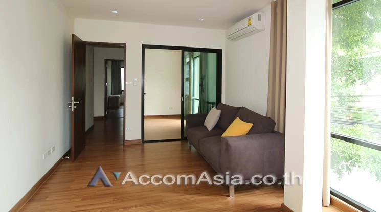 unitHome Office |  3 Bedrooms  House For Rent & Sale in Sukhumvit, Bangkok  near BTS Phrom Phong (AA12172)