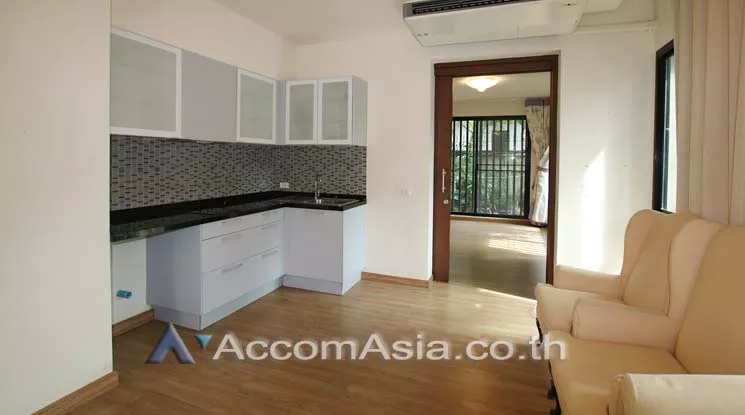 7  2 br House For Rent in sukhumvit ,Bangkok BTS Phrom Phong AA12172