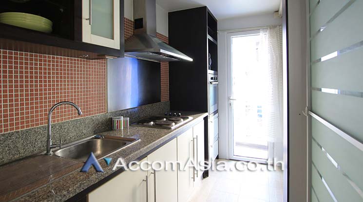 unit 2 Bedrooms  Condominium For Rent & Sale in Sukhumvit, Bangkok  near BTS Ekkamai (AA12179)