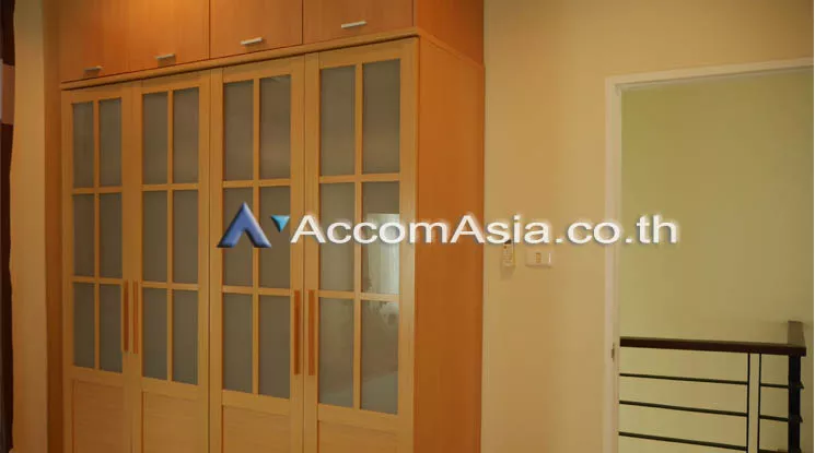 8  3 br House For Rent in  ,Chon Buri  at Boulevard Sriracha AA12247