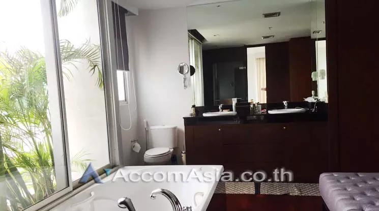 6  4 br Apartment For Rent in Silom ,Bangkok BTS Surasak at A Unique design and Terrace AA12248