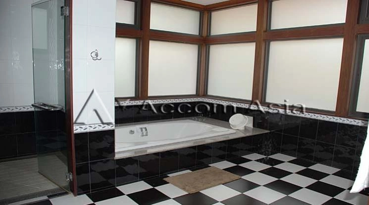 7  7 br House for rent and sale in Sukhumvit ,Bangkok BTS Thong Lo AA12249