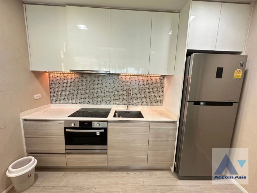 5  2 br Condominium for rent and sale in Sukhumvit ,Bangkok BTS Asok at The Room Sukhumvit 21 AA12253