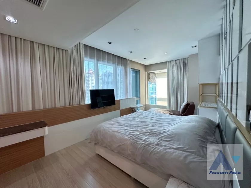 8  2 br Condominium for rent and sale in Sukhumvit ,Bangkok BTS Asok at The Room Sukhumvit 21 AA12253